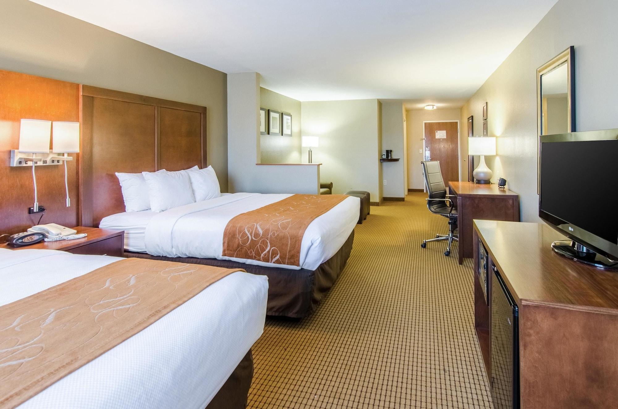 ווית'וויל Comfort Suites מראה חיצוני תמונה