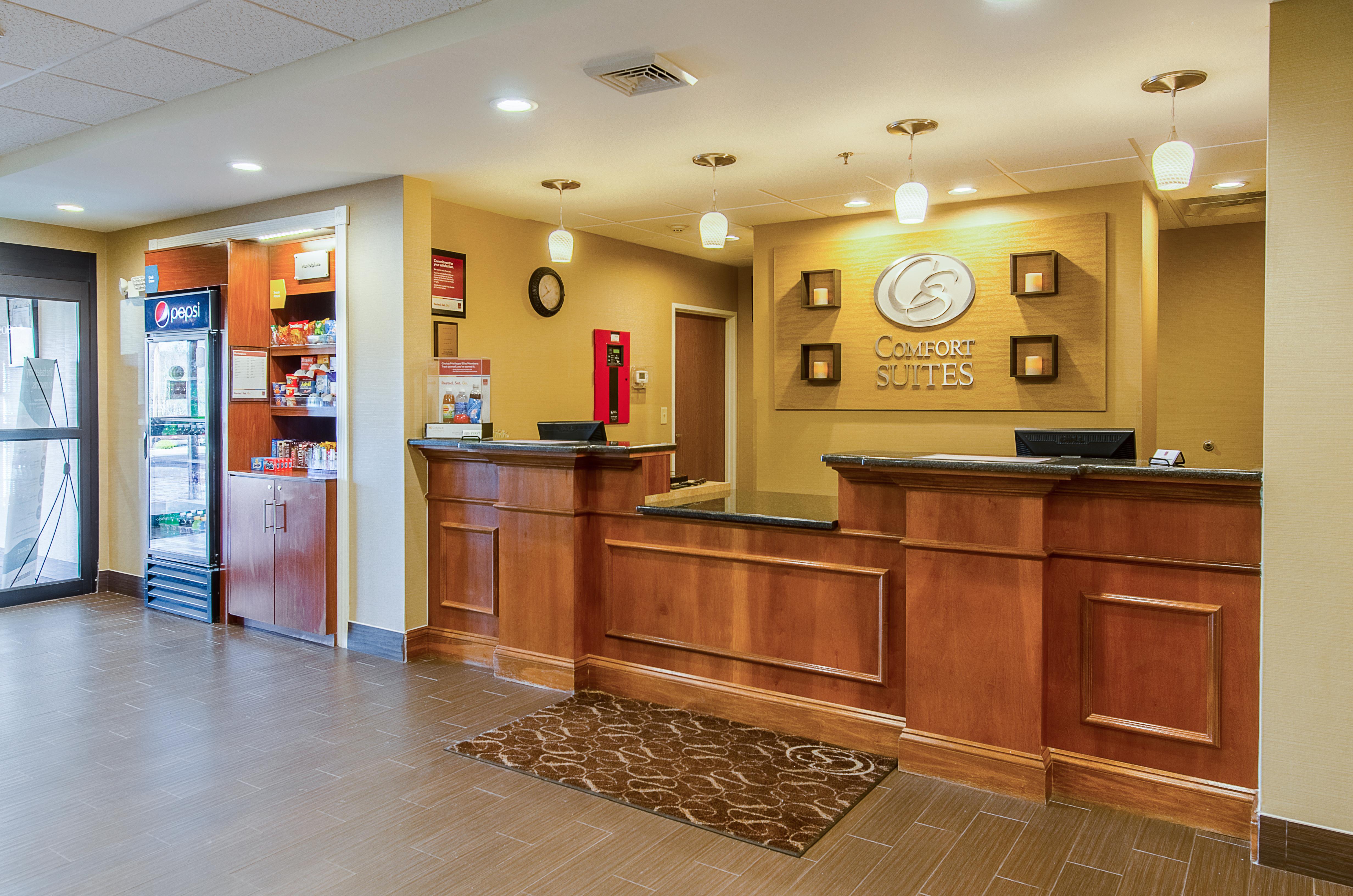 ווית'וויל Comfort Suites מראה חיצוני תמונה