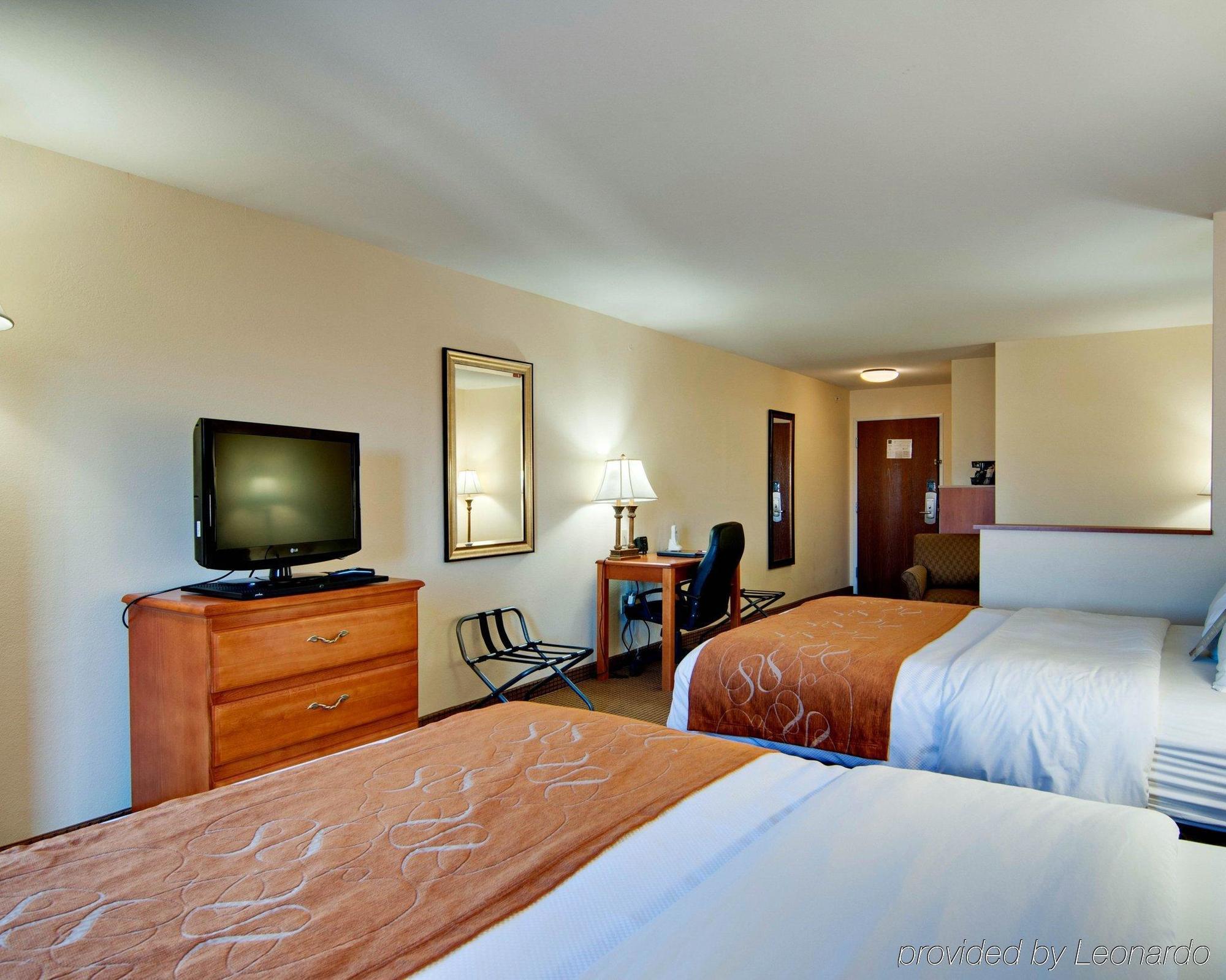 ווית'וויל Comfort Suites מראה חיצוני תמונה