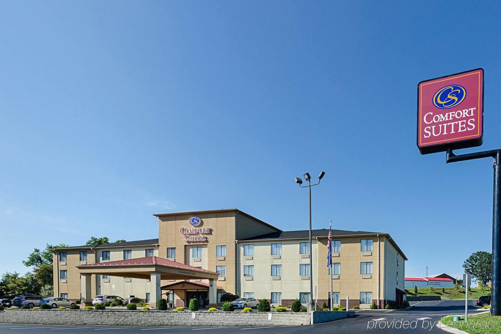 ווית'וויל Comfort Suites מראה חיצוני תמונה